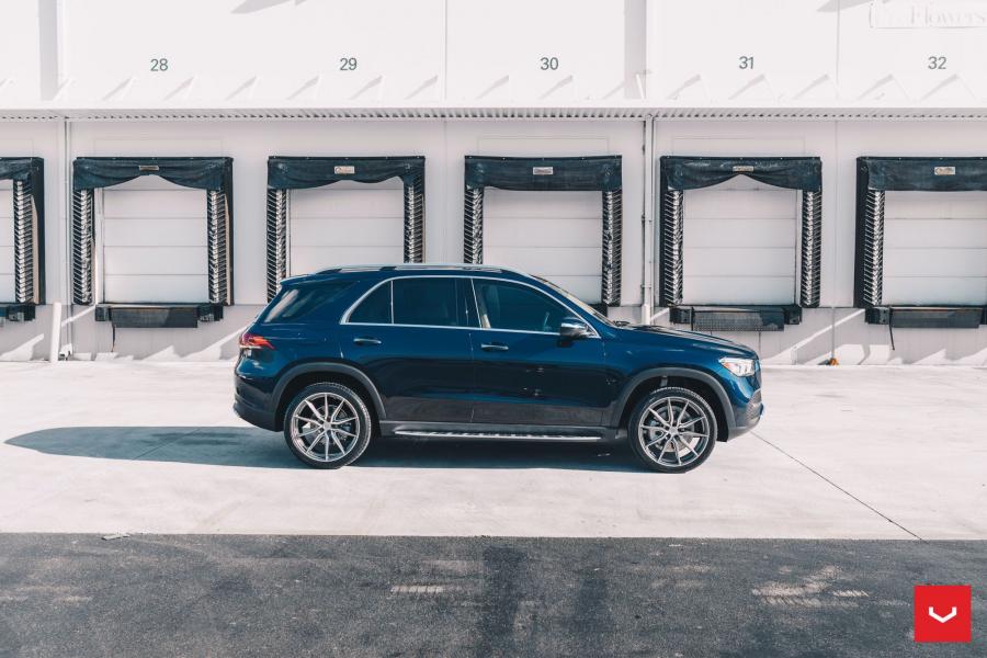  Mercedes-Benz GLE350 4Matic on Vossen Wheels (HF-3) 2019 года  (фото 1 из 3)